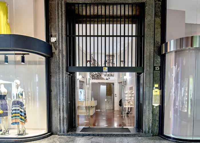 Hotel Ah - Duomo Essence Milano